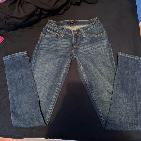 Jeans - Picture 2 of 4